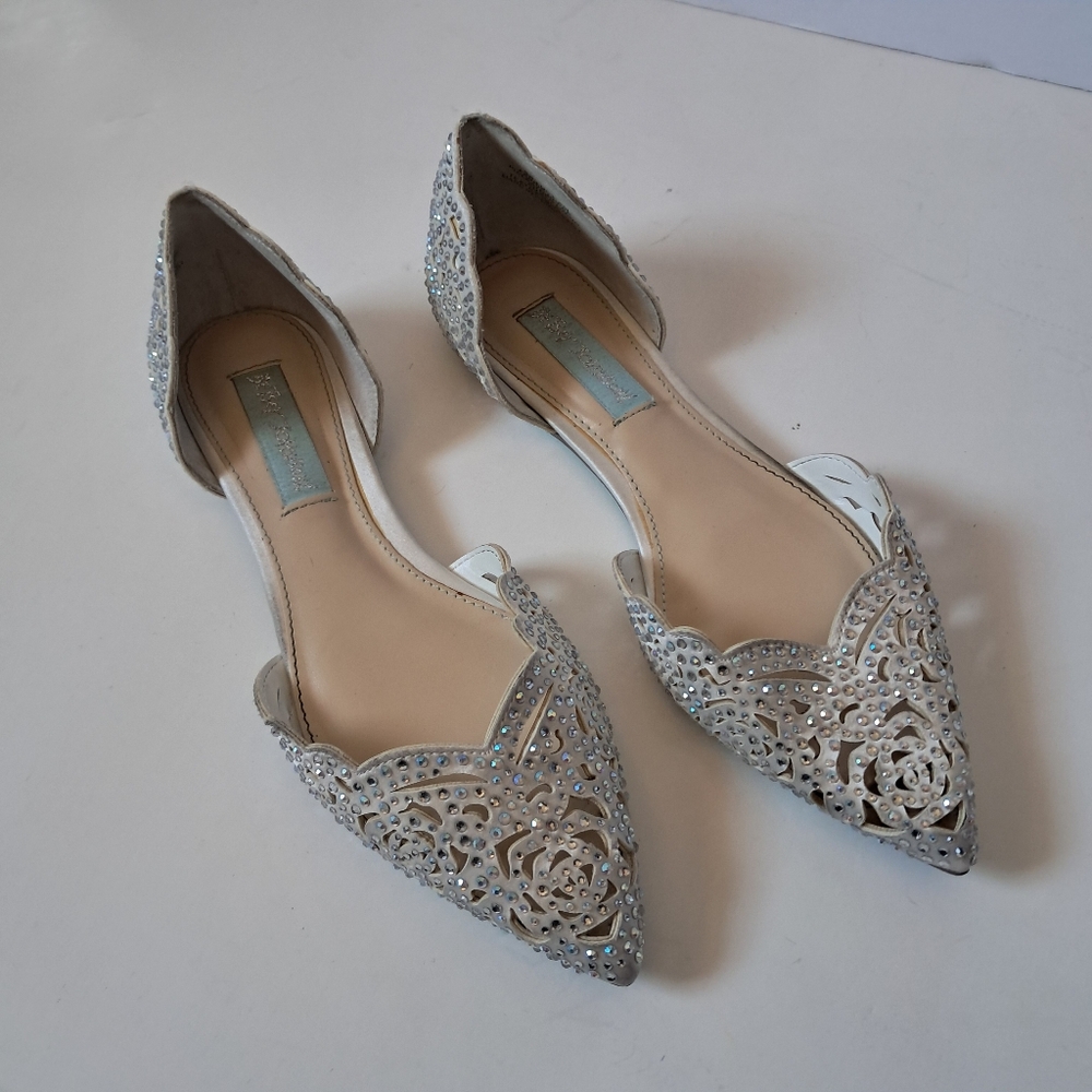 Betsey Johnson Lucy Rhinestone Flats Pointed Toe D'Orsay Women's Size 6M